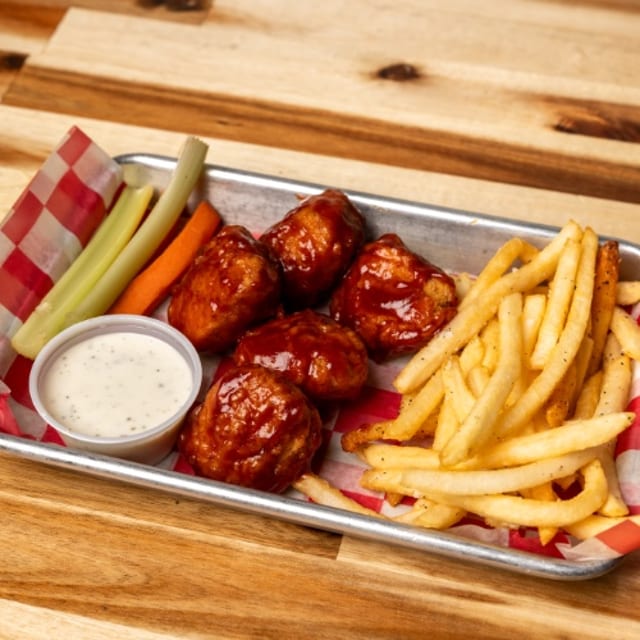5 Wings & Fries.